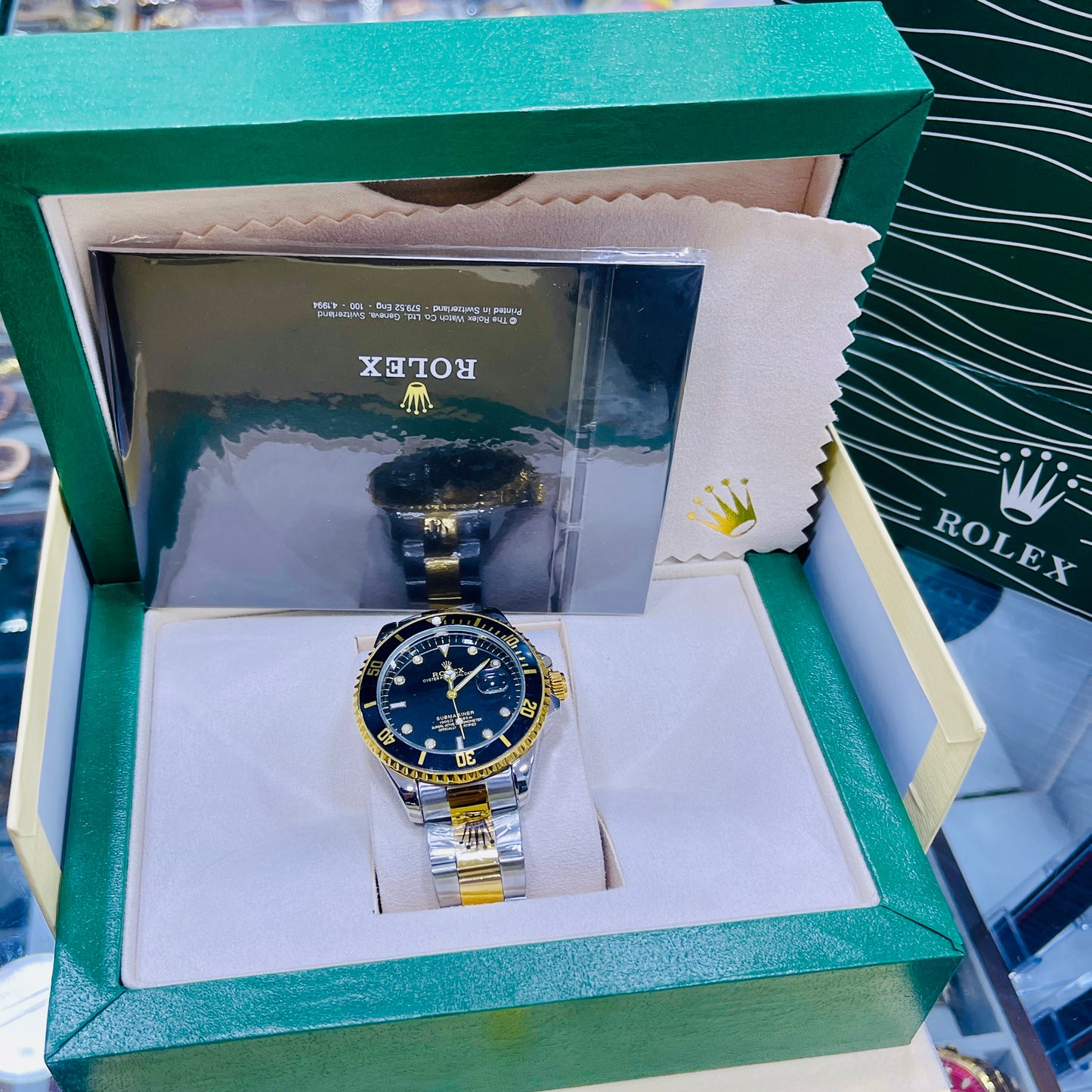 ROLEX SUBMARINER BLACK AND GOLD