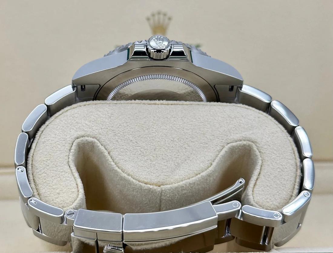 Rolex Submariner Black Dial 40mm