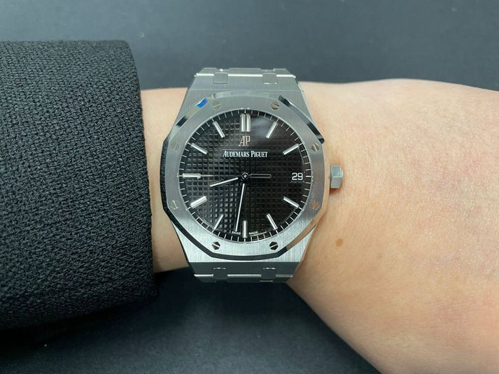Audemars Royal Oak Black Background 41mm Men